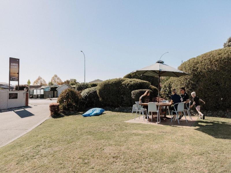 Amber Court Motel image