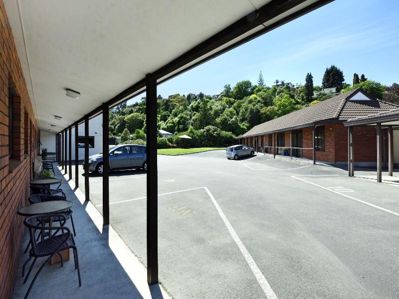Amber Court Motel image