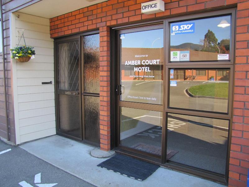 Amber Court Motel image