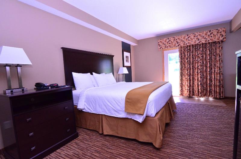 Cobblestone Inn Suites Denison Majestic Hills image