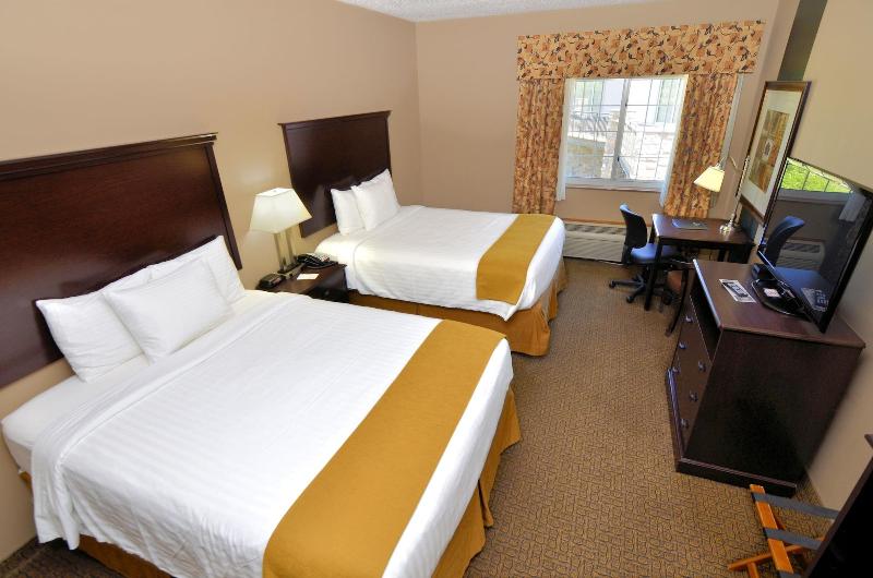 Cobblestone Inn Suites Denison Majestic Hills image