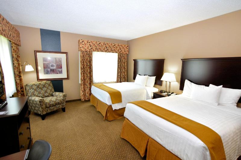 Cobblestone Inn Suites Denison Majestic Hills image