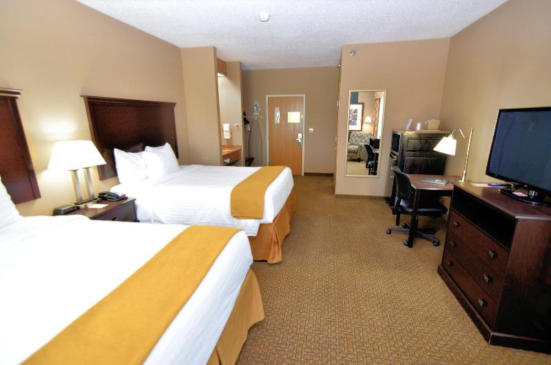 Cobblestone Inn Suites Denison Majestic Hills image