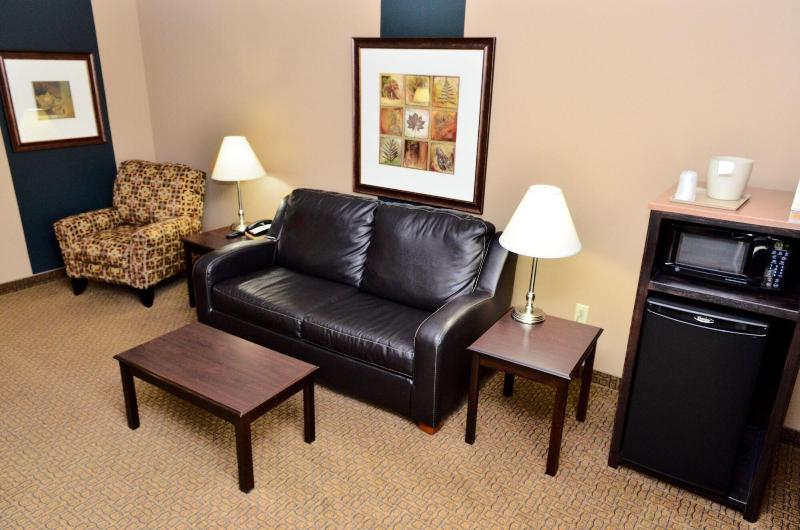 Cobblestone Inn Suites Denison Majestic Hills image