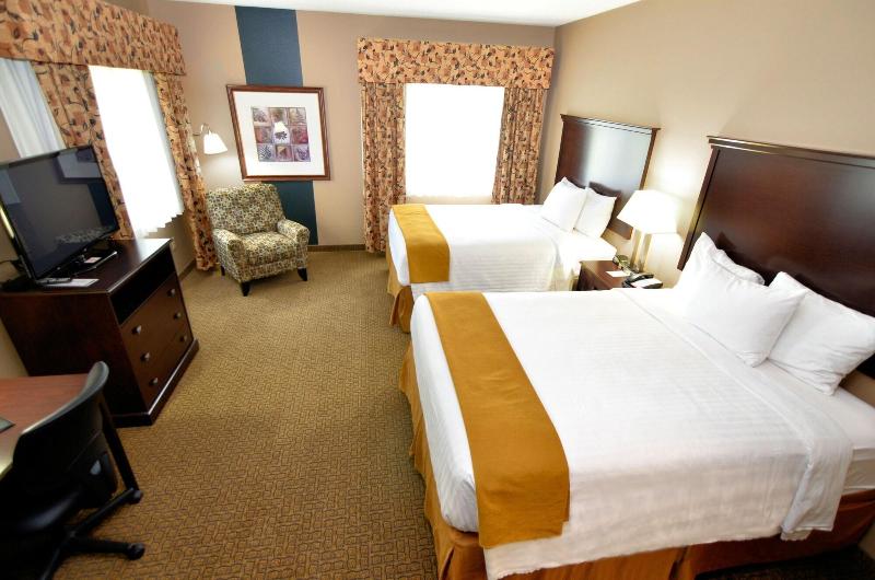 Cobblestone Inn Suites Denison Majestic Hills image