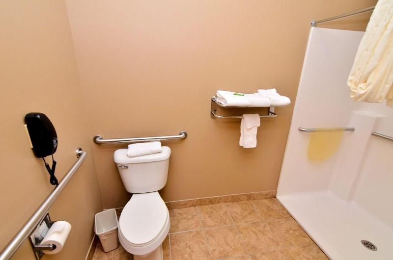 Cobblestone Inn Suites Denison Majestic Hills image