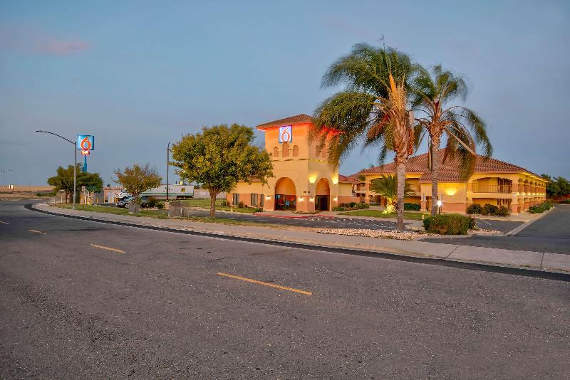 Motel 6 Santa Nella, CA - Los Banos image