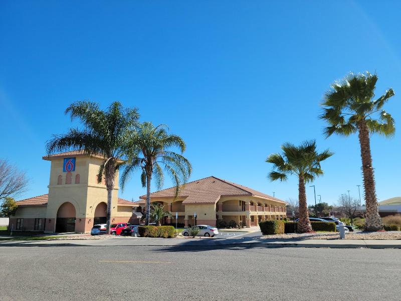 Motel 6 Santa Nella, CA - Los Banos image