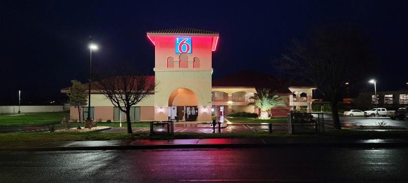 Motel 6 Santa Nella, CA - Los Banos image