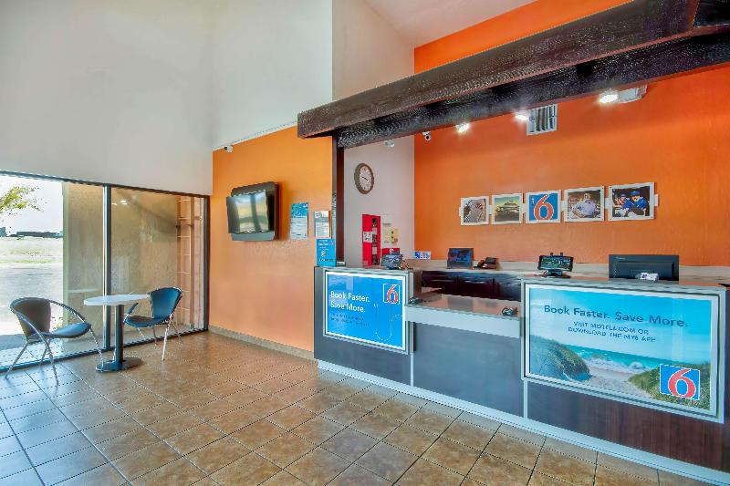 Motel 6 Santa Nella, CA - Los Banos image