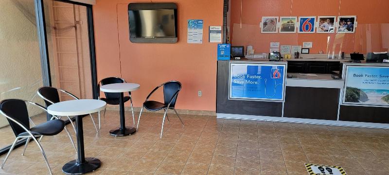 Motel 6 Santa Nella, CA - Los Banos image