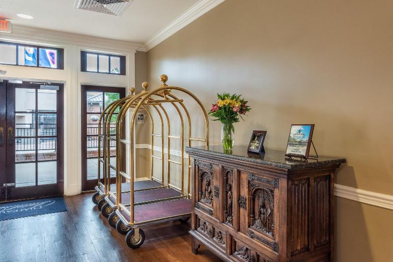 Chateau Saint Denis Hotel image