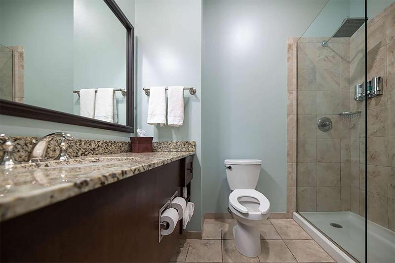 Chateau Saint Denis Hotel image