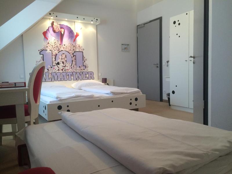 Cinehotel Maroni image