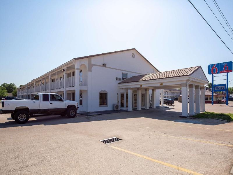 Motel 6 Bryan Tx