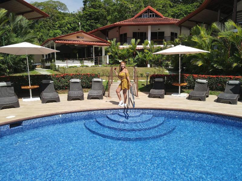 Terrazas Del Caribe image