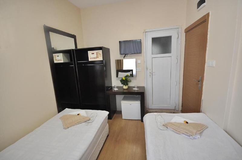 Baykal Hotel Istanbul image