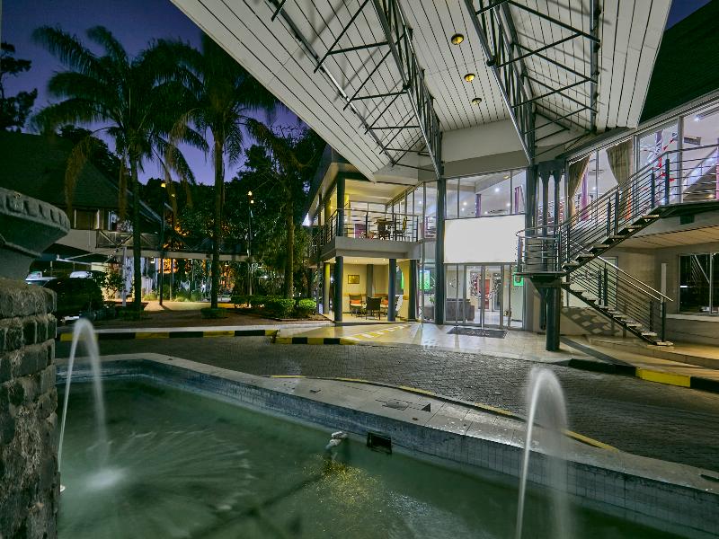 Cresta Thapama Hotel — general view