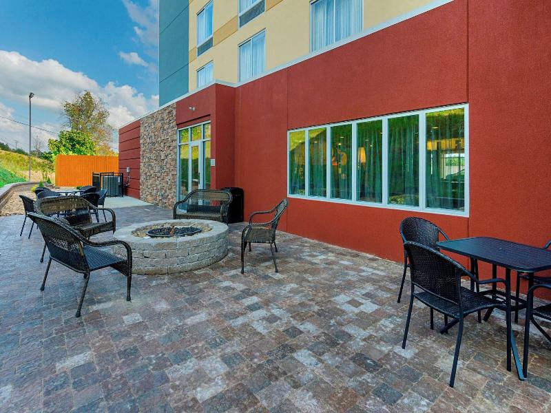 Fairfield Inn Suites By Marriott Abingdon image