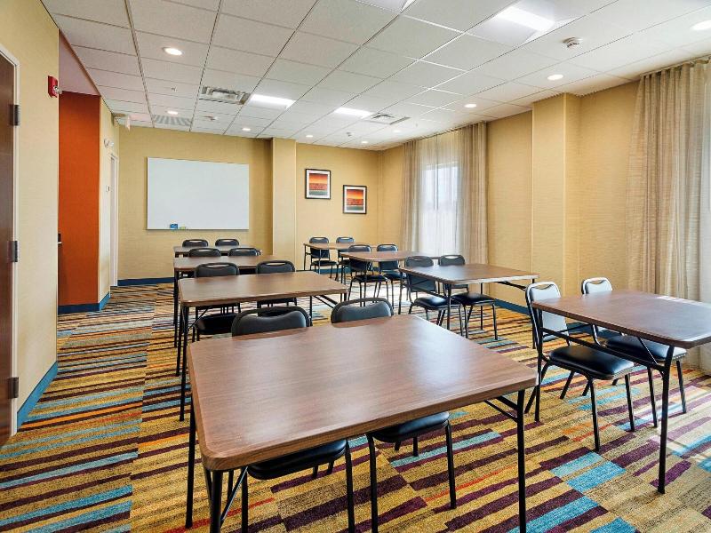 Fairfield Inn Suites By Marriott Abingdon image