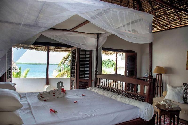 JUNIOR SUITE OCEAN VIEW