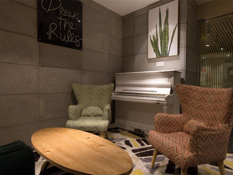 Arrivee Hotel image