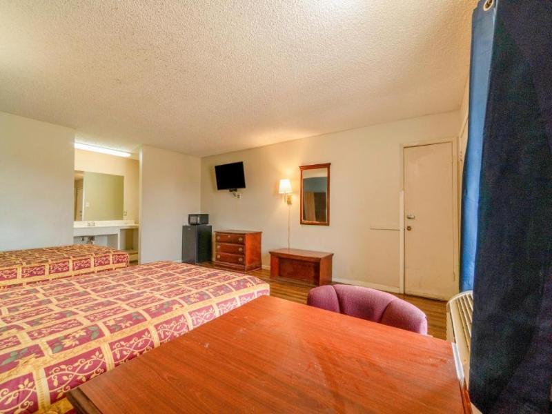 Executive Inn By OYO Mineral Wells US-180 image