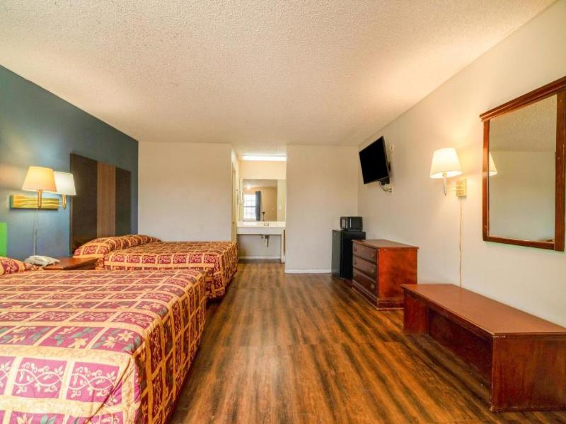Executive Inn By OYO Mineral Wells US-180 image
