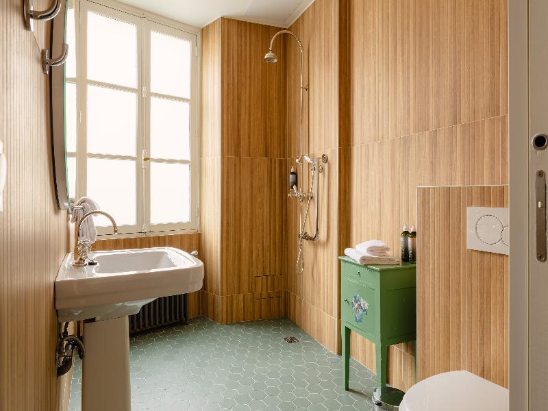 Hôtel D'Angleterre image