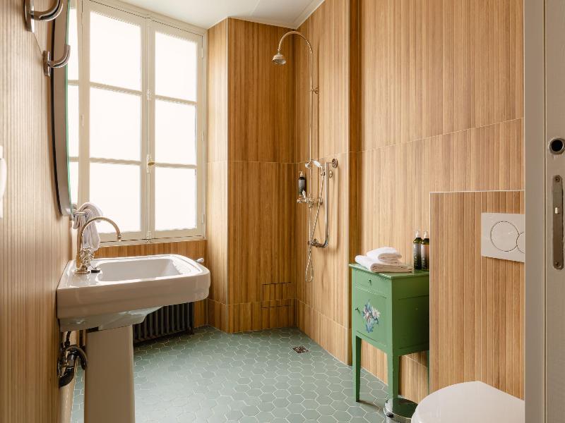 Hôtel D'Angleterre image