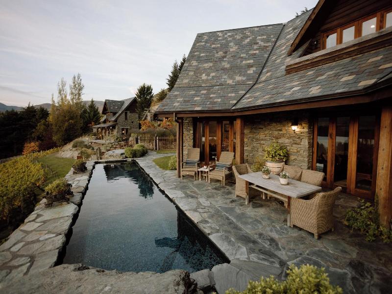 Stoneridge Estate image