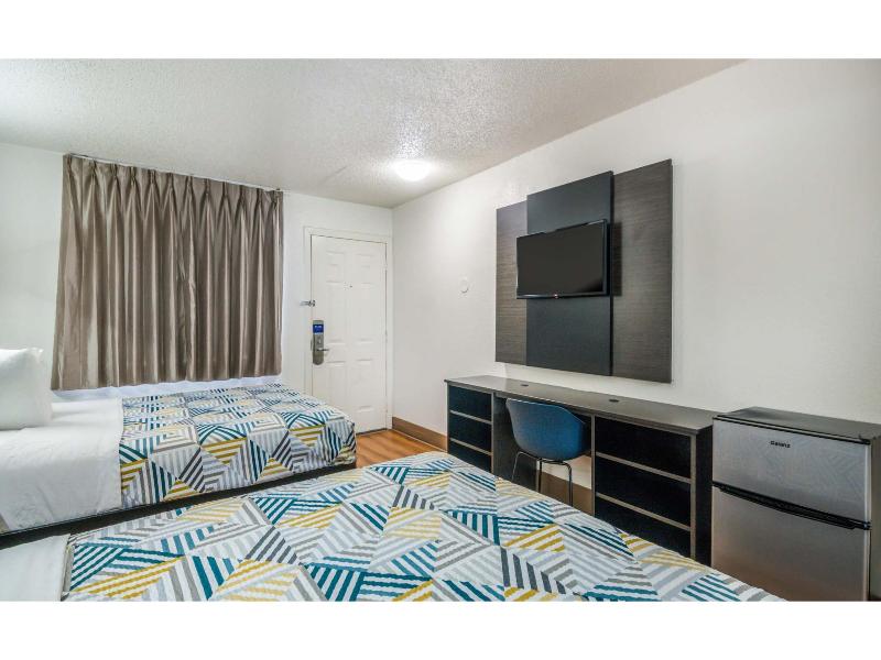 Motel 6 Irving, TX - Dallas image