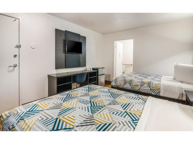 Motel 6 Irving, TX - Dallas image