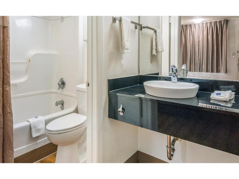 Motel 6 Irving, TX - Dallas image