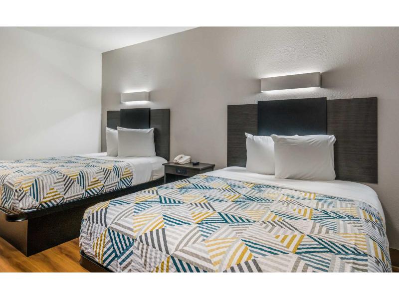Motel 6 Irving, TX - Dallas image