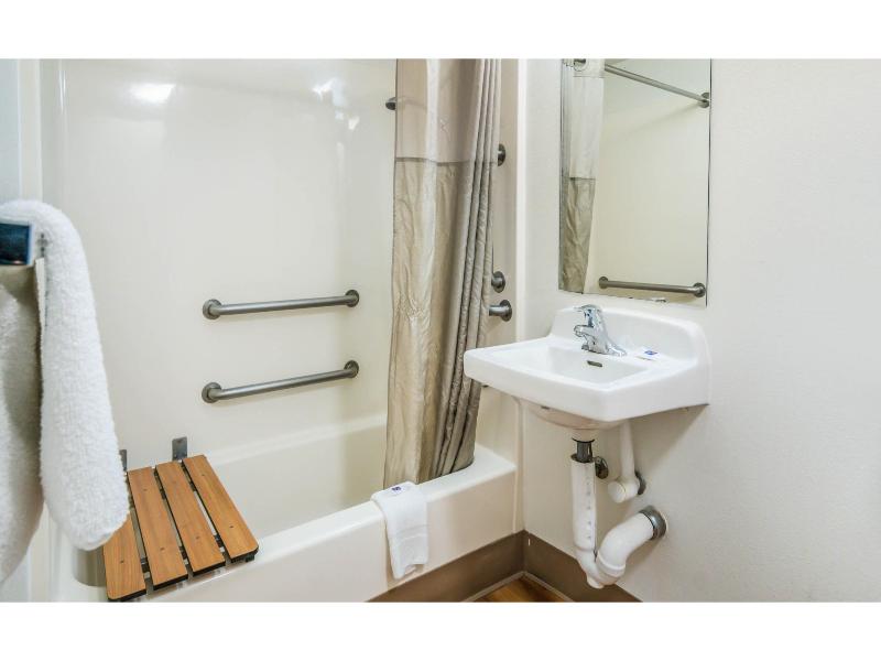 Motel 6 Irving, TX - Dallas image