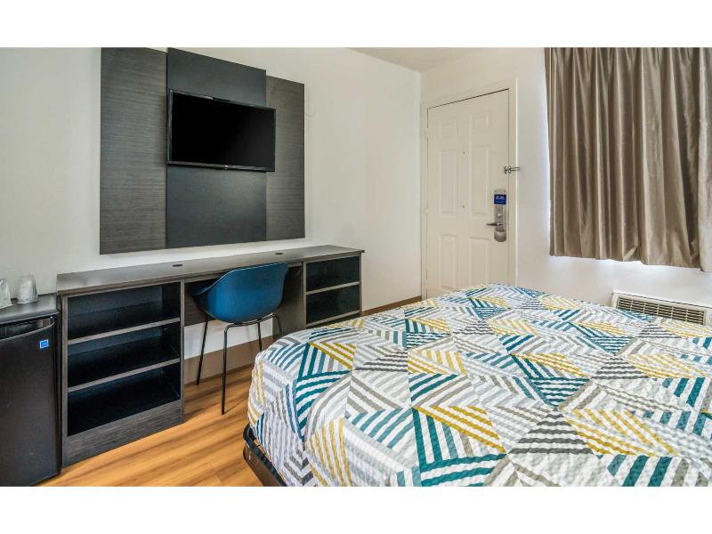 Motel 6 Irving, TX - Dallas image