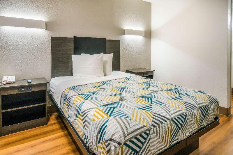 Motel 6 Dallas Irving - Image 4