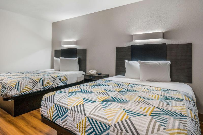 Motel 6 Dallas Irving - Image 3