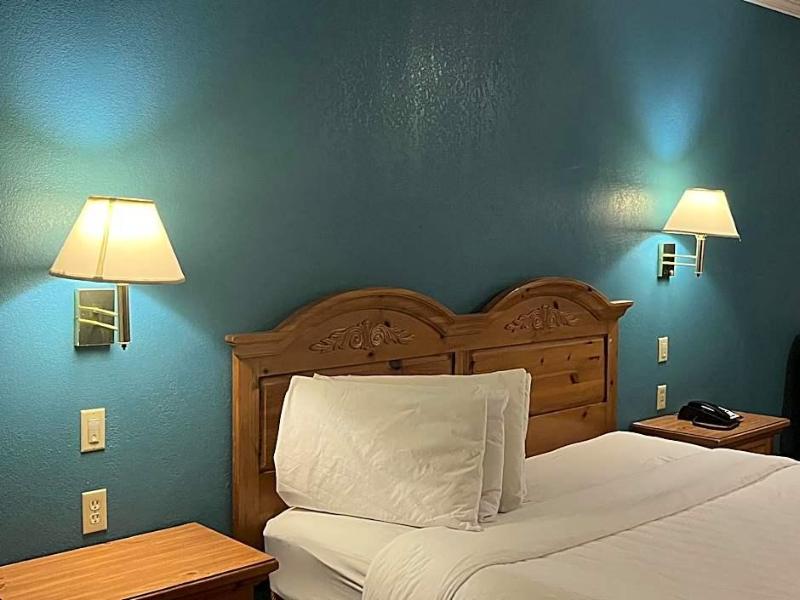 Portland Inn Indiana image 3