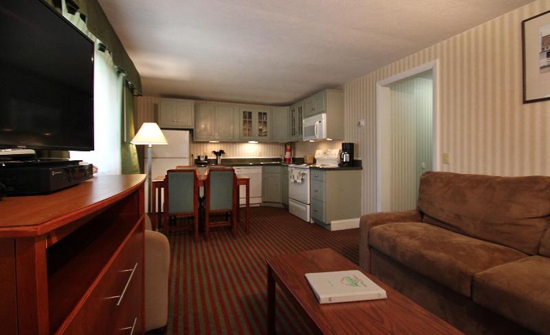 Skaket Beach Motel image