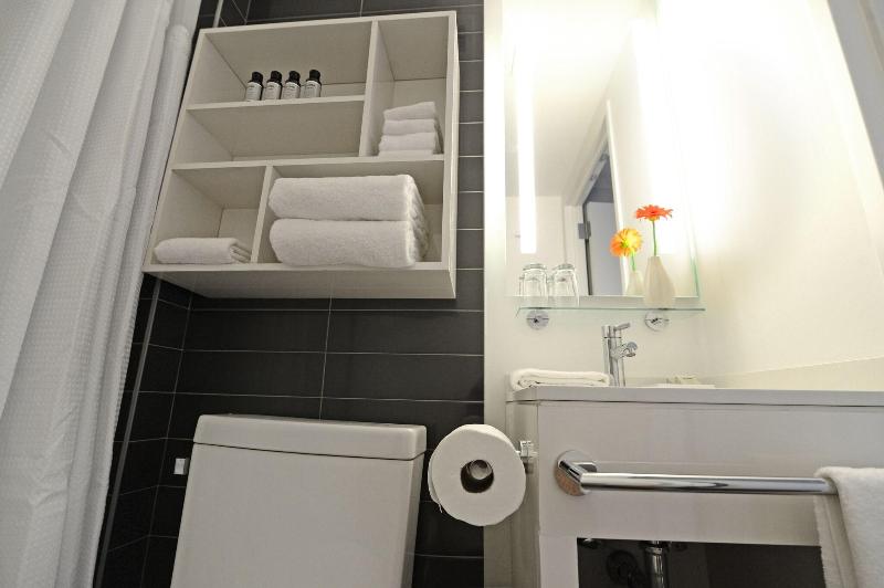 Edge Hotel image