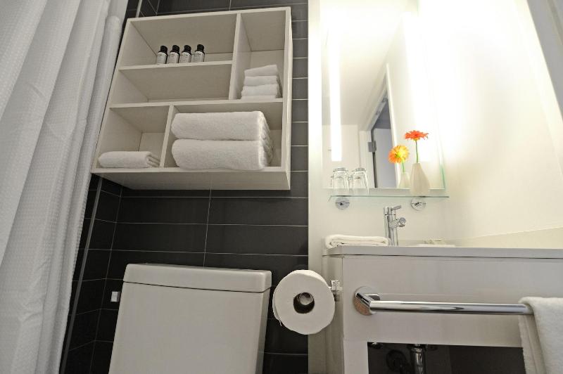 Edge Hotel image