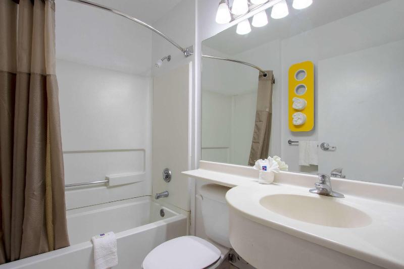 Motel 6 El Paso Southeast image