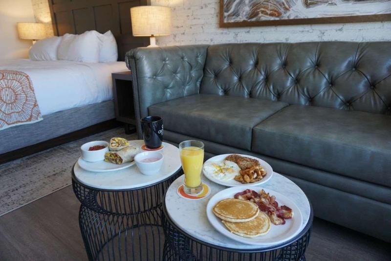 Oxford Suites Chico image