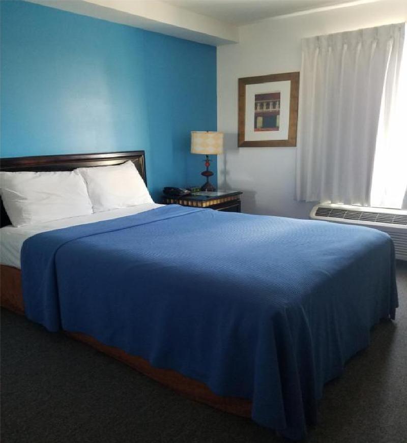 Ramada by Wyndham Williston image