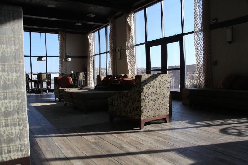 Teddy S Residential Suites New Town image
