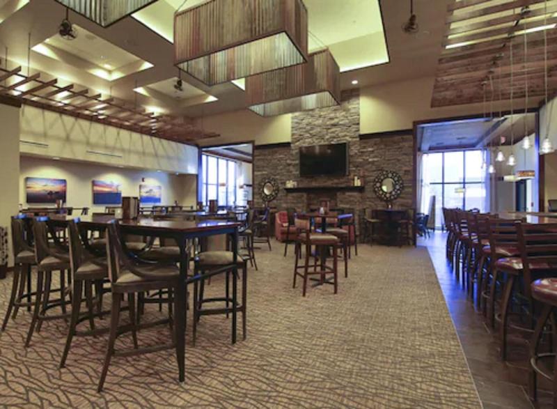 Teddy S Residential Suites New Town image