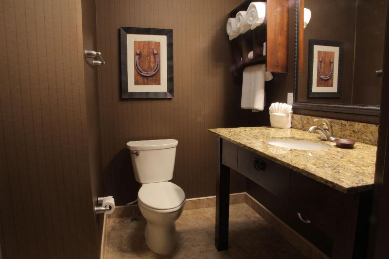 Teddy S Residential Suites New Town image