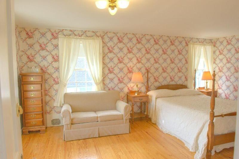 Blackberry River Inn image